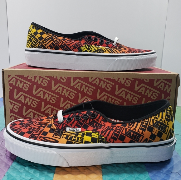 VANS - Picture 5 of 7